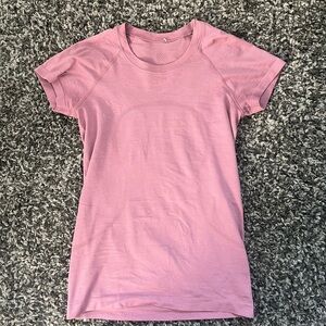 Lululemon Women's Swiftly Tech Top